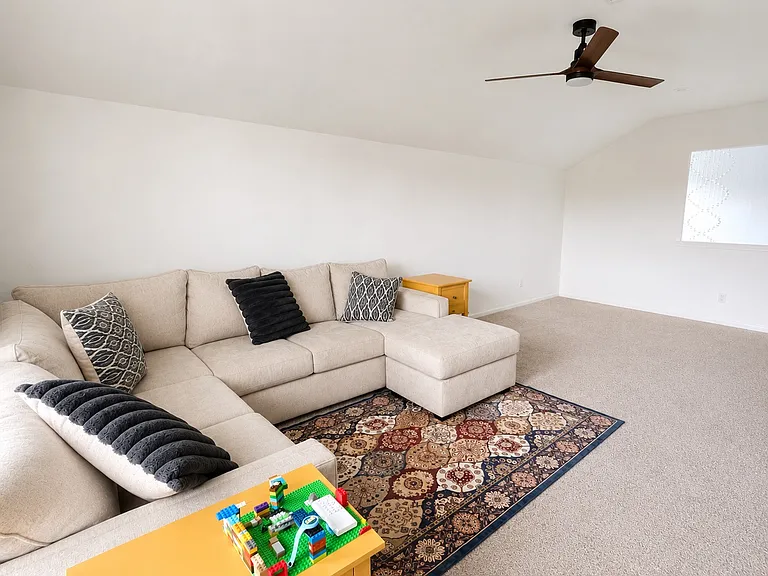 2302 Grande Laurel Ct — Photo 7