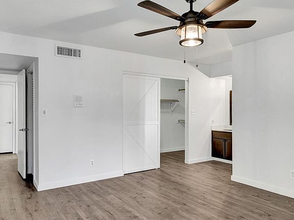 5th image of 14810 N 51st St