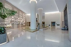 18201 Collins Ave #Penthouse 5502 — Photo 39