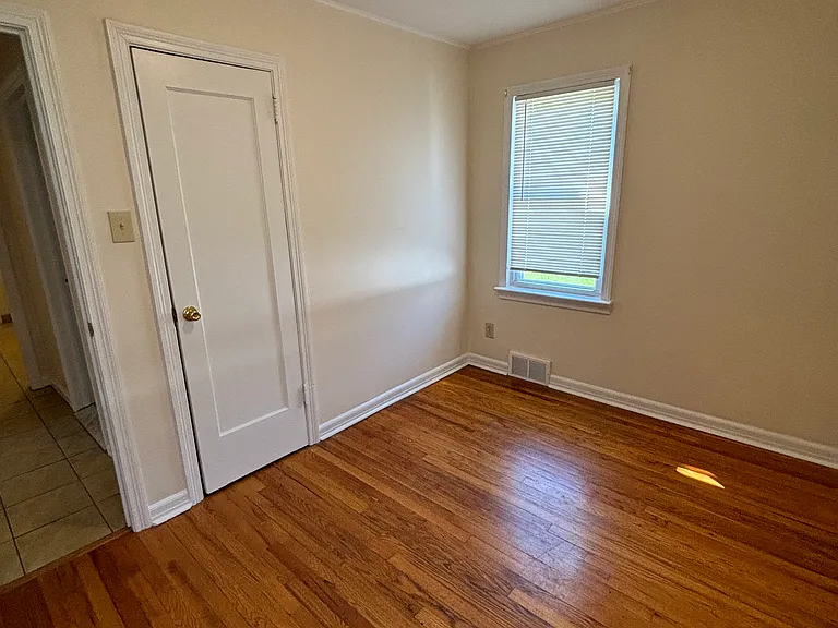 1760 Sherwood Rd #3 — Photo 7
