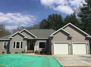 1117 Carberry Rd, Galien, MI 49120