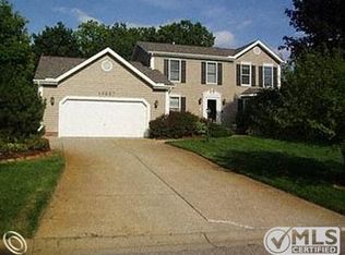 10887 Charring Cross Cir, Whitmore Lake, MI 48189