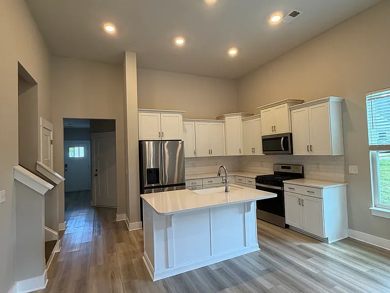 201 Woodhouse Way #201 — Photo 3
