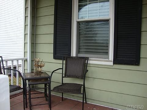 3rd image of 2847 Wilson Ave