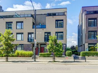 4010 Parkside Village Dr #6, Mississauga, ON L5B 0K2