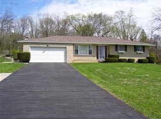 7010 Dog Leg Rd, Dayton, OH 45414