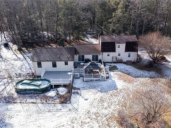 5th image of 94 Susan Bowen Rd