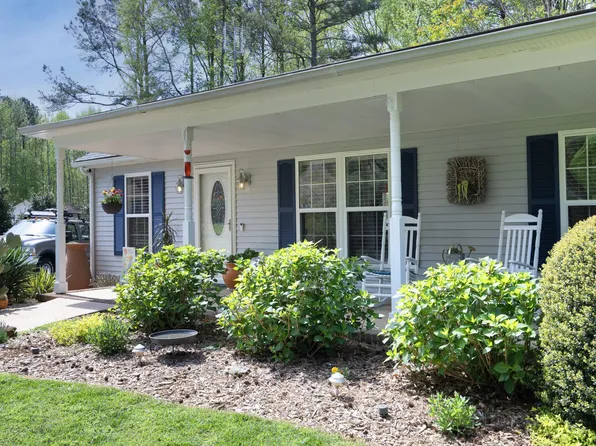 38 Maple Cir, Pittsboro, NC 27312