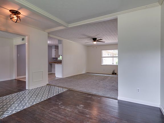 5th image of 1876 Lanier Ln