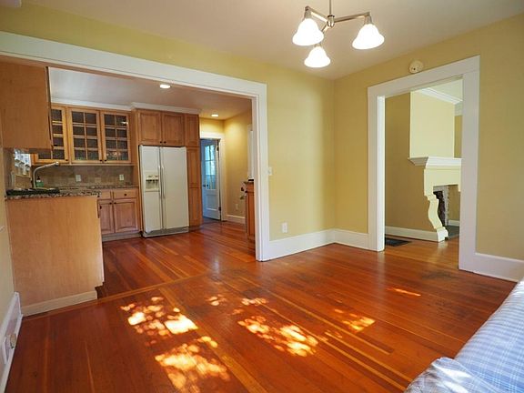 3rd image of 1345 Singletary Ave