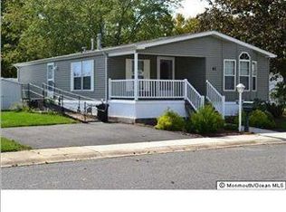 61 Silvermeade Dr, Freehold, NJ 07728