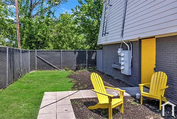 901 Bessie St #205 — Photo 49