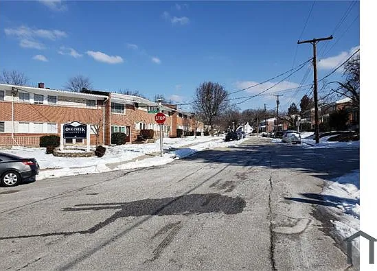 2 bed, 800 sqft, $1,400 — Photo 3