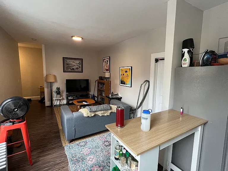 24-03 41st Ave #14 — Photo 3