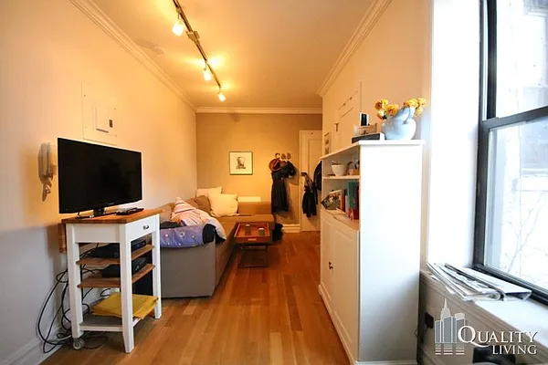 Rented by (Legacy) NY Quality Living Uptown | media 15