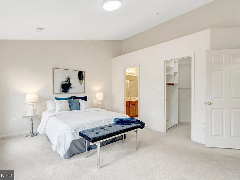 4479 Beacon Grove Cir #B — Photo 28