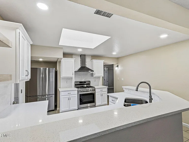 1308 Rose Bud Ln — Photo 9