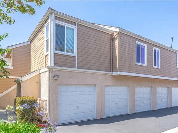 10360 E Briar Oaks Dr APT A, Stanton, CA 90680