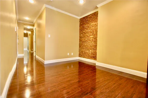 Rented by R New York | media 47