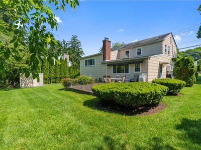 11 Lakeview Avenue, Valhalla, NY, 10595