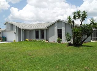 1709 SE 9th Ter, Cape Coral, FL 33990