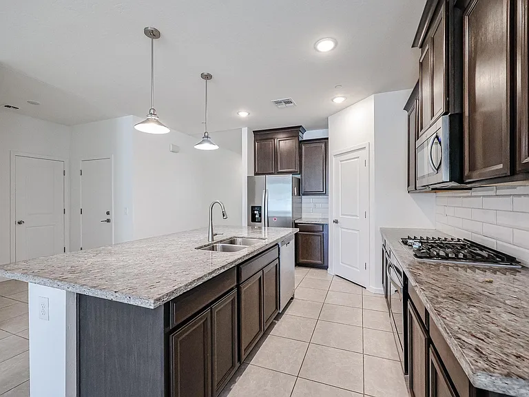 12362 W State Ave — Photo 9