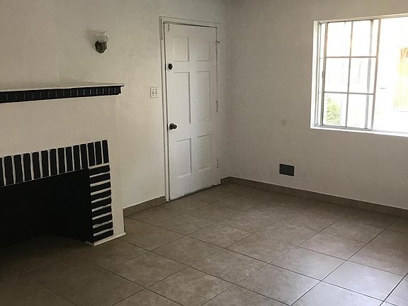 3rd image of 628 E 99th St APT 3