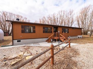 32 McCullough Rd, Cody, WY 82414