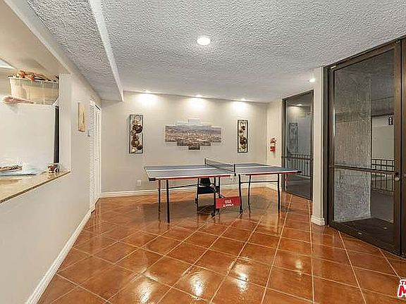 5th image of 1401 Valley View Rd APT 230