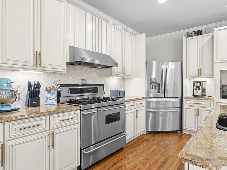 6227 Lake Vista Cir — Photo 14