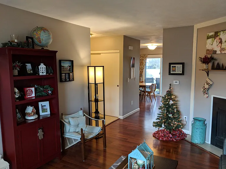 127 Groton Dr — Photo 6