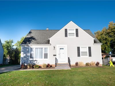 1574 Hawthorne Dr, Mayfield Heights, OH, 44124