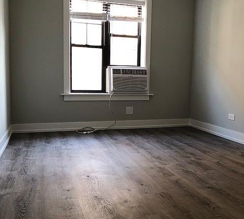 2nd image of 429 W Belden Ave APT A302