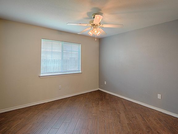 5th image of 3614 Oldenburg Ct