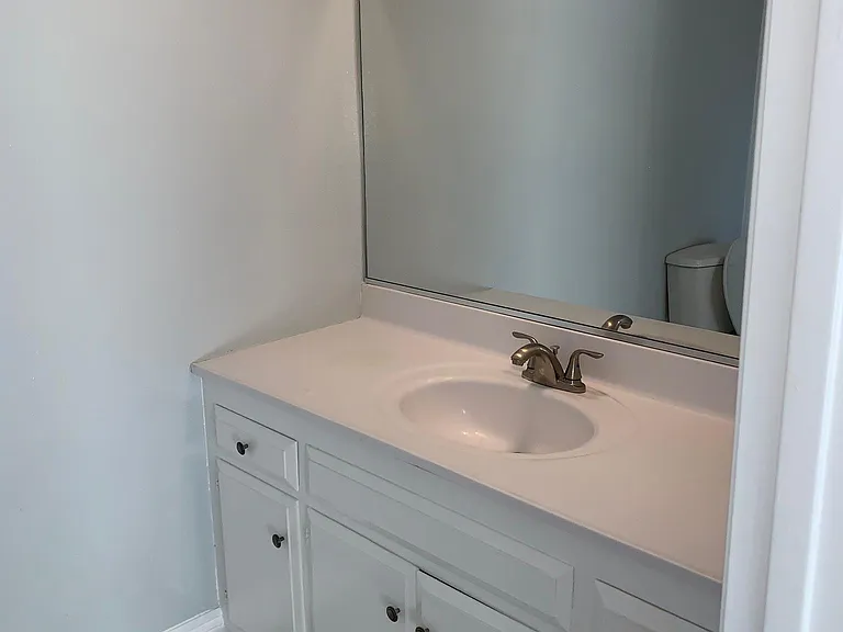200 S Delano St #3 — Photo 20