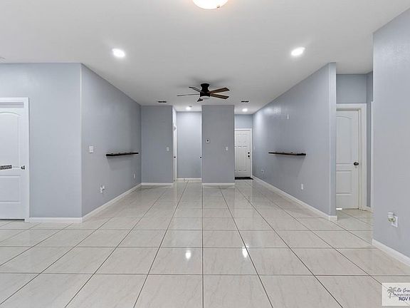 2nd image of 2810 Rita Flores Memorial Dr
