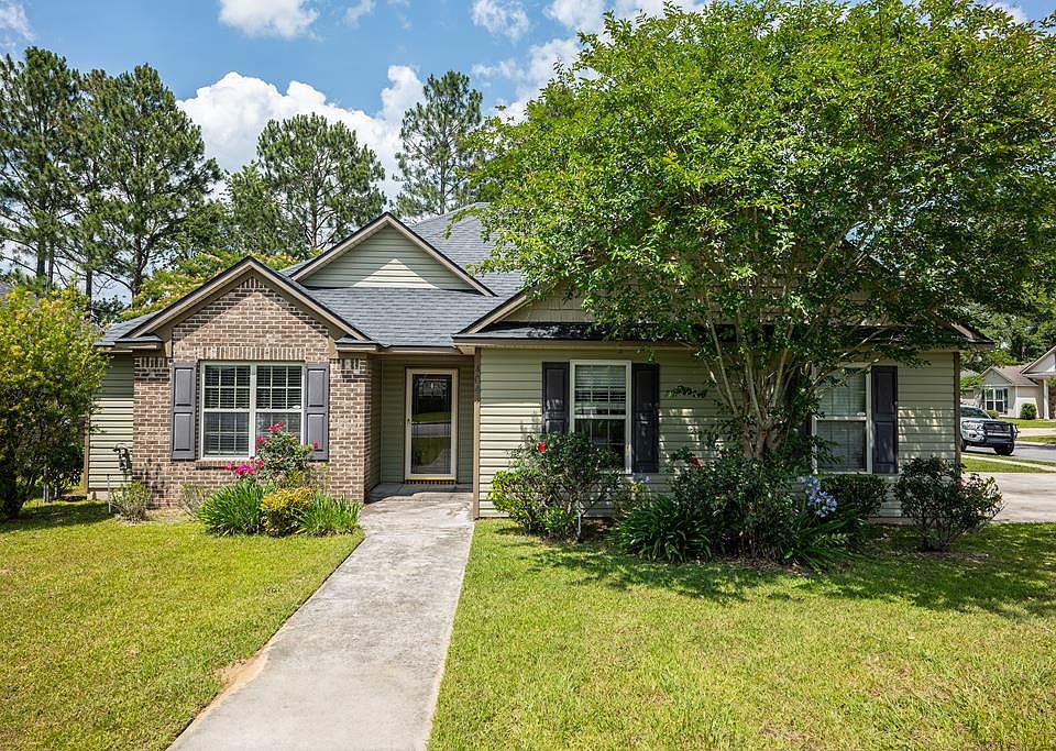 1st image of 4041 Glen Laurel Dr N