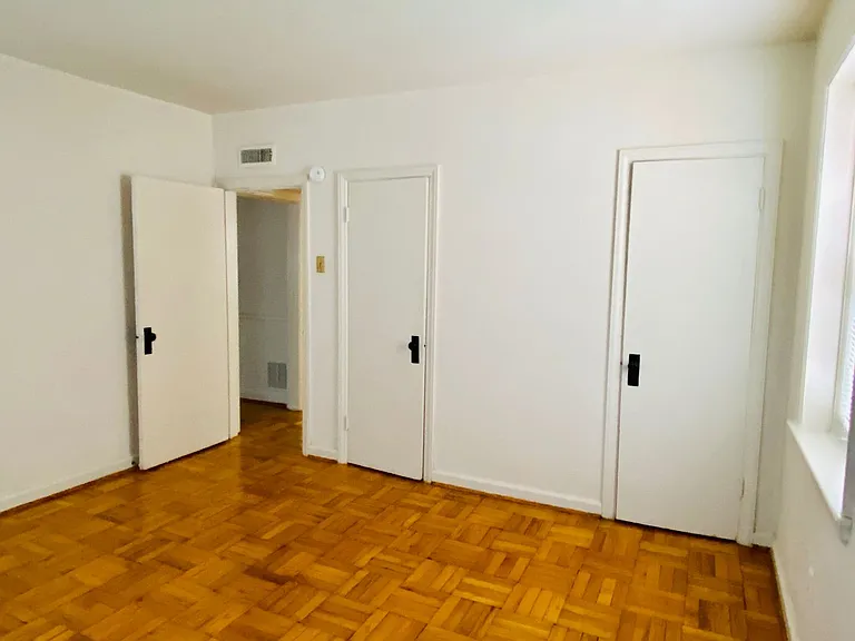 2609 Park Avenue — Photo 16