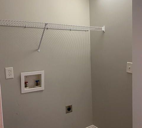 Washer and Dryer hook-ups near bedrooms.