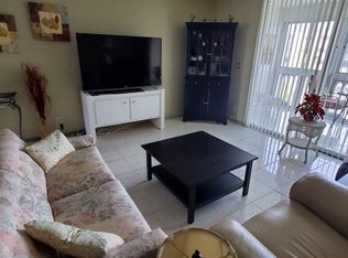 901 NE 14th Ave APT 607, Hallandale, FL 33009
