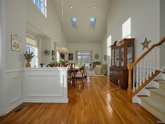5th image of 40 Evan Court