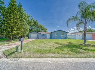 7621 Bougenville Dr, Port Richey, FL 34668
