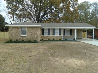 3648 Elm Park Rd, Memphis, TN 38118