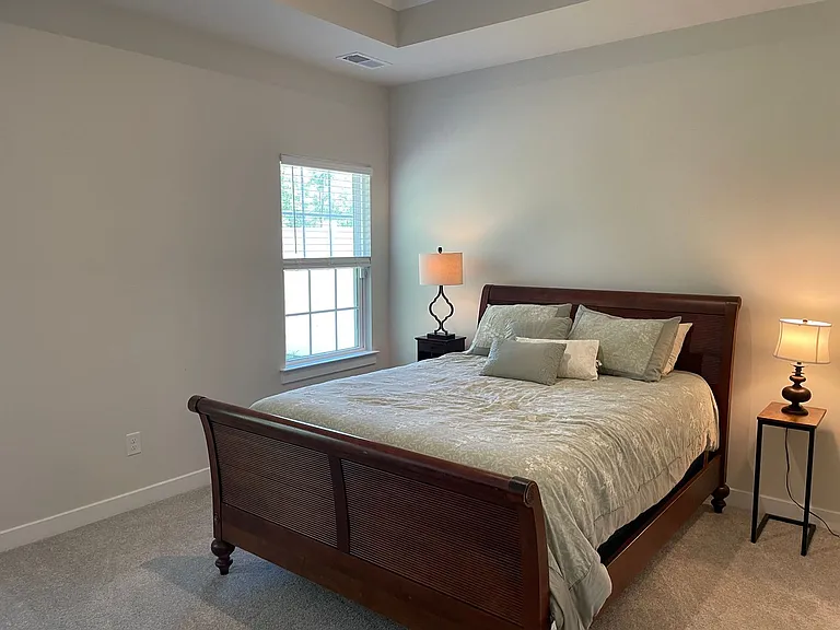 2116 Sounders Ln NE — Photo 11