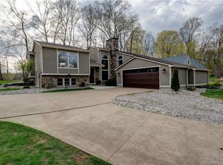 51 Wildwood Dr, Coventry, CT 06238