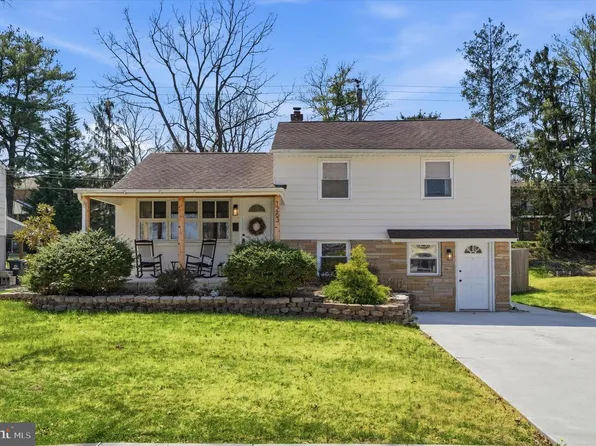 1263 Tyler Ave, Phoenixville, PA 19460