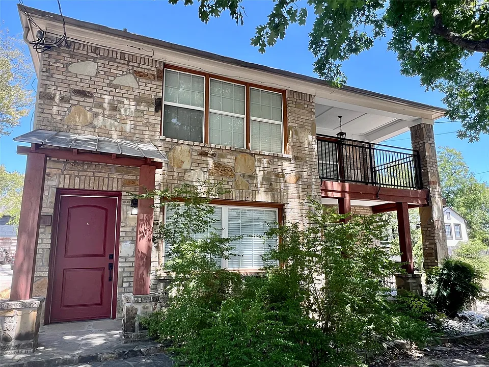 6017 La Vista Dr