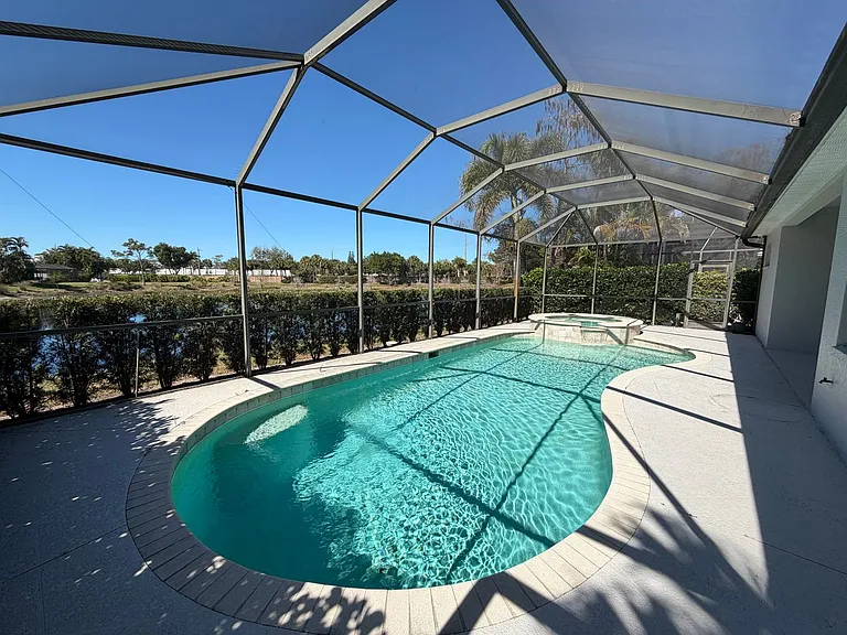 7080 Timberland Cir — Photo 36