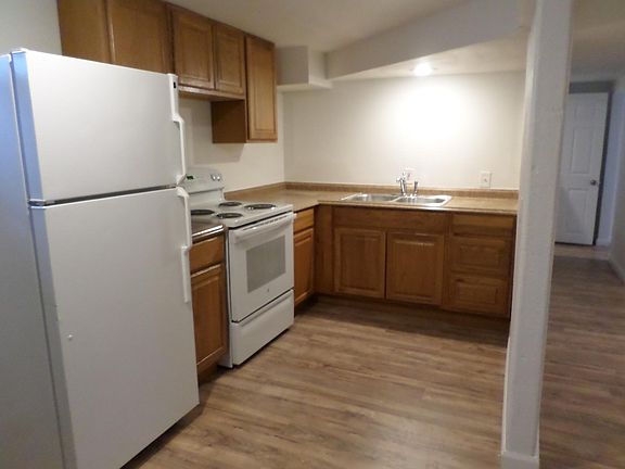 3rd image of 507 E Rose St APT C