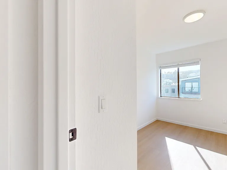 2031 Castro St #22 — Photo 9